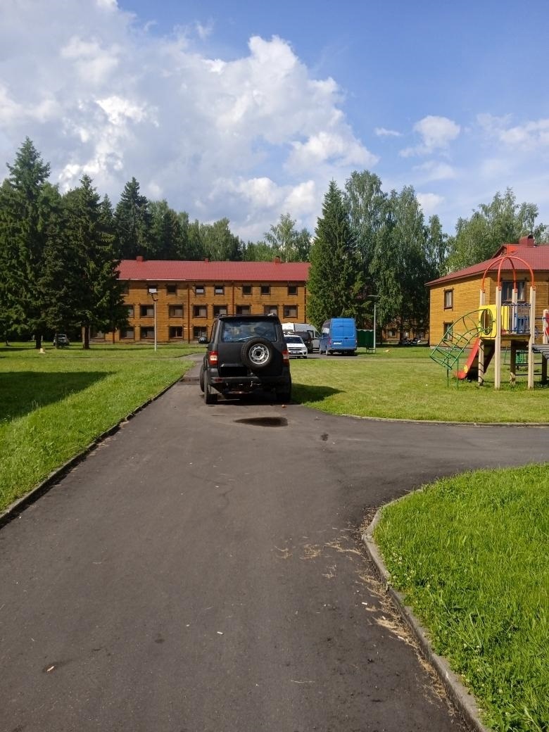 В Тверской области "УАЗ Патриот" сбил 8-летнюю девочку В Тверской области "УАЗ Патриот" сбил 8-летнюю девочку