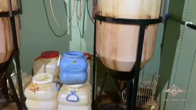 В Тверской области злоумышленники замаскировали нарколабораторию под фермерское хозяйство В Тверской области злоумышленники замаскировали нарколабораторию под фермерское хозяйство