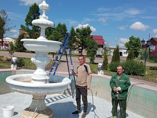 В Оленинском округе Тверской области после ремонта заработал фонтан В Оленинском округе Тверской области после ремонта заработал фонтан