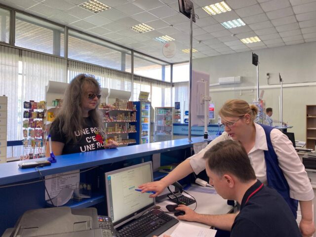 Директор Тверской Почты поработал оператором связи