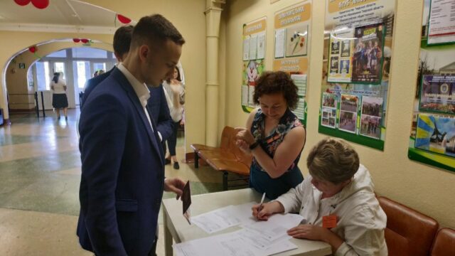 25 выпускников Верхневолжья набрали 100 баллов на ЕГЭ по химии и литературе 25 выпускников Верхневолжья набрали 100 баллов на ЕГЭ по химии и литературе