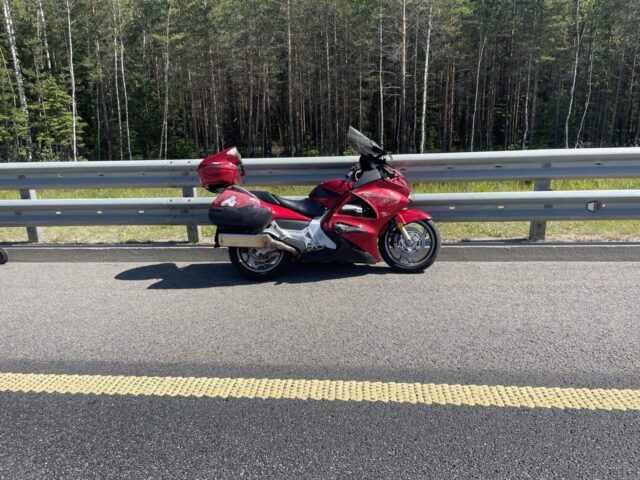 В Тверской области мотоциклист опрокинулся на дороге В Тверской области мотоциклист опрокинулся на дороге