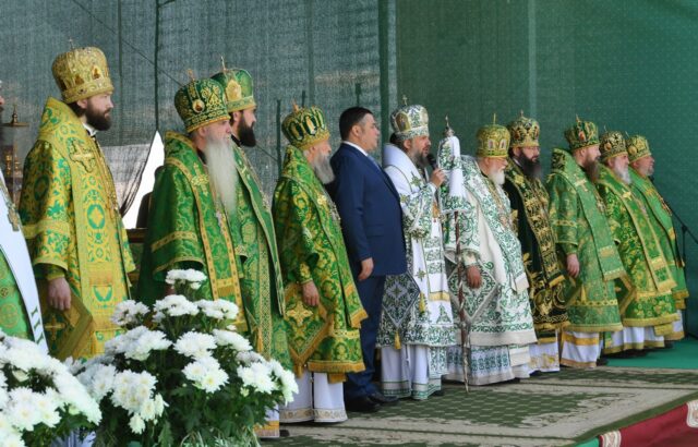 Игорь Руденя принял участие в торжествах в честь 450-летия перенесения мощей святого преподобного Ефрема Новоторжского Игорь Руденя принял участие в торжествах в честь 450-летия перенесения мощей святого преподобного Ефрема Новоторжского