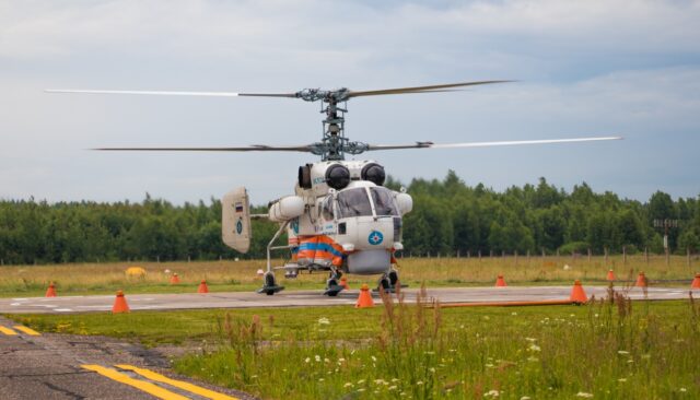 Вертолет Ка-32 МЧС России доставил пациента из Ржева в Тверь