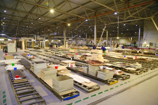 Студенты Торопецкого колледжа проходят летнюю практику на местном предприятии Андрей Астапенко: Мы планируем расширять производство в Тверской области