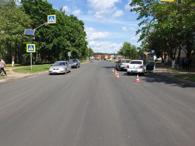 В Тверской области на пешеходном переходе сбили двух женщин В Тверской области на пешеходном переходе сбили двух женщин