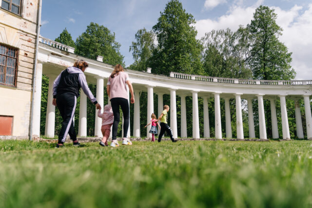 В Тверской области стартовал прием заявок на Всероссийский конкурс «Семья года 2024»