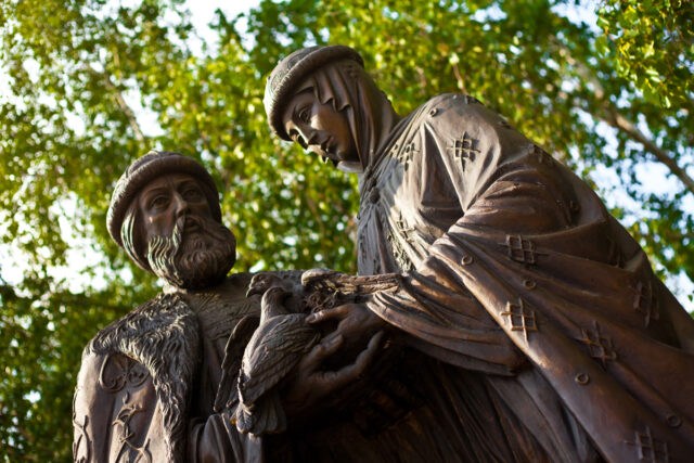 День семьи, любви и верности приглашают отметить в тверской Горьковке День семьи, любви и верности приглашают отметить в тверской Горьковке