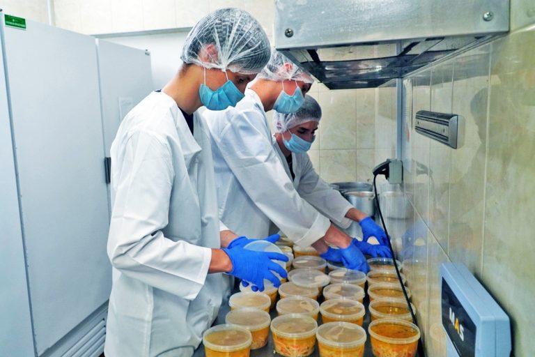 В Конаковском районе выросло число предприятий, готовых летом взять на работу подростков