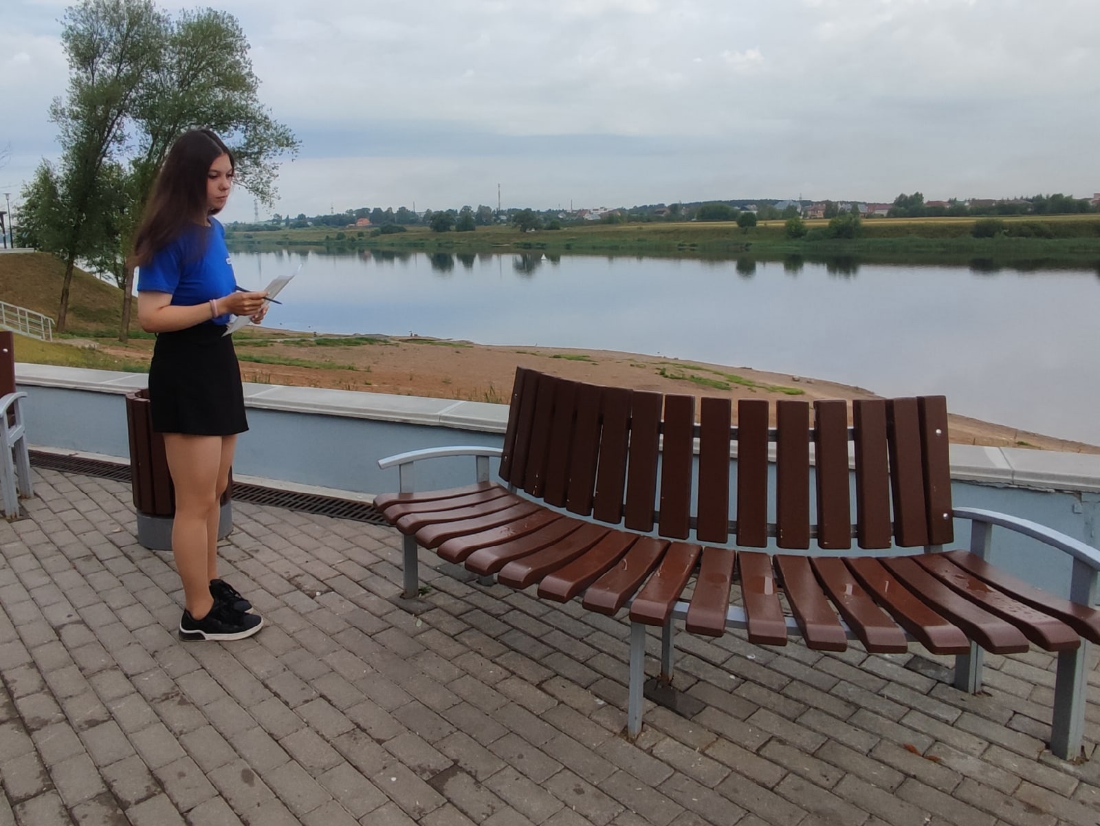 Активисты и блогеры проверили состояние Мигаловской набережной в Твери