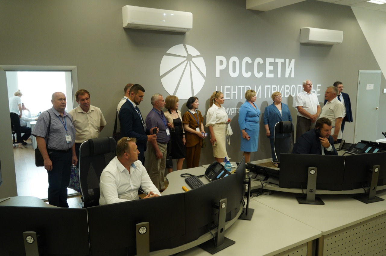 В Ижевске прошел семинар для руководителей учебных центров «Россети Центр» и «Россети Центр и Приволжье» В Ижевске прошел семинар для руководителей учебных центров «Россети Центр» и «Россети Центр и Приволжье»
