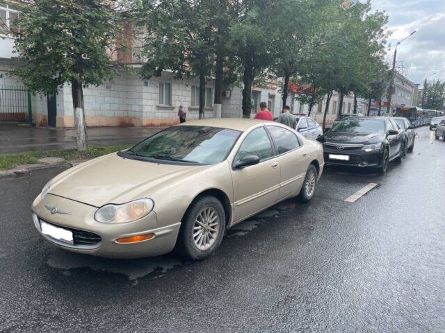 В Твери произошло тройное ДТП