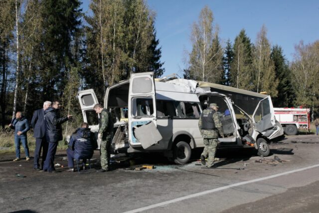 В Твери осудят организаторов перевозки, которая закончилась ДТП и гибелью 13 человек В Твери осудят организаторов перевозки, которая закончилась ДТП и гибелью 13 человек