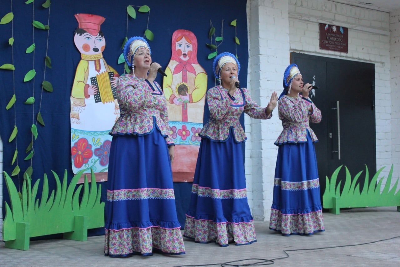 В Кемцах отметили День рождения села