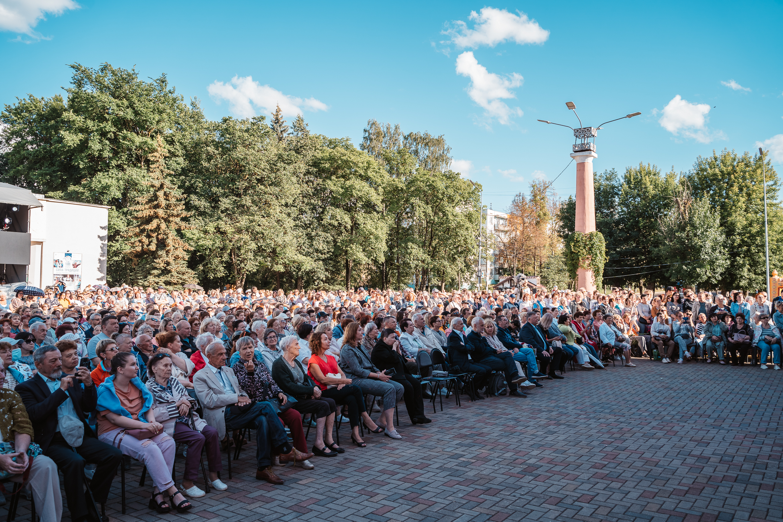На «Дементьев-фест» в Твери выступили Дмитрий Харатьян и Лев Лещенко