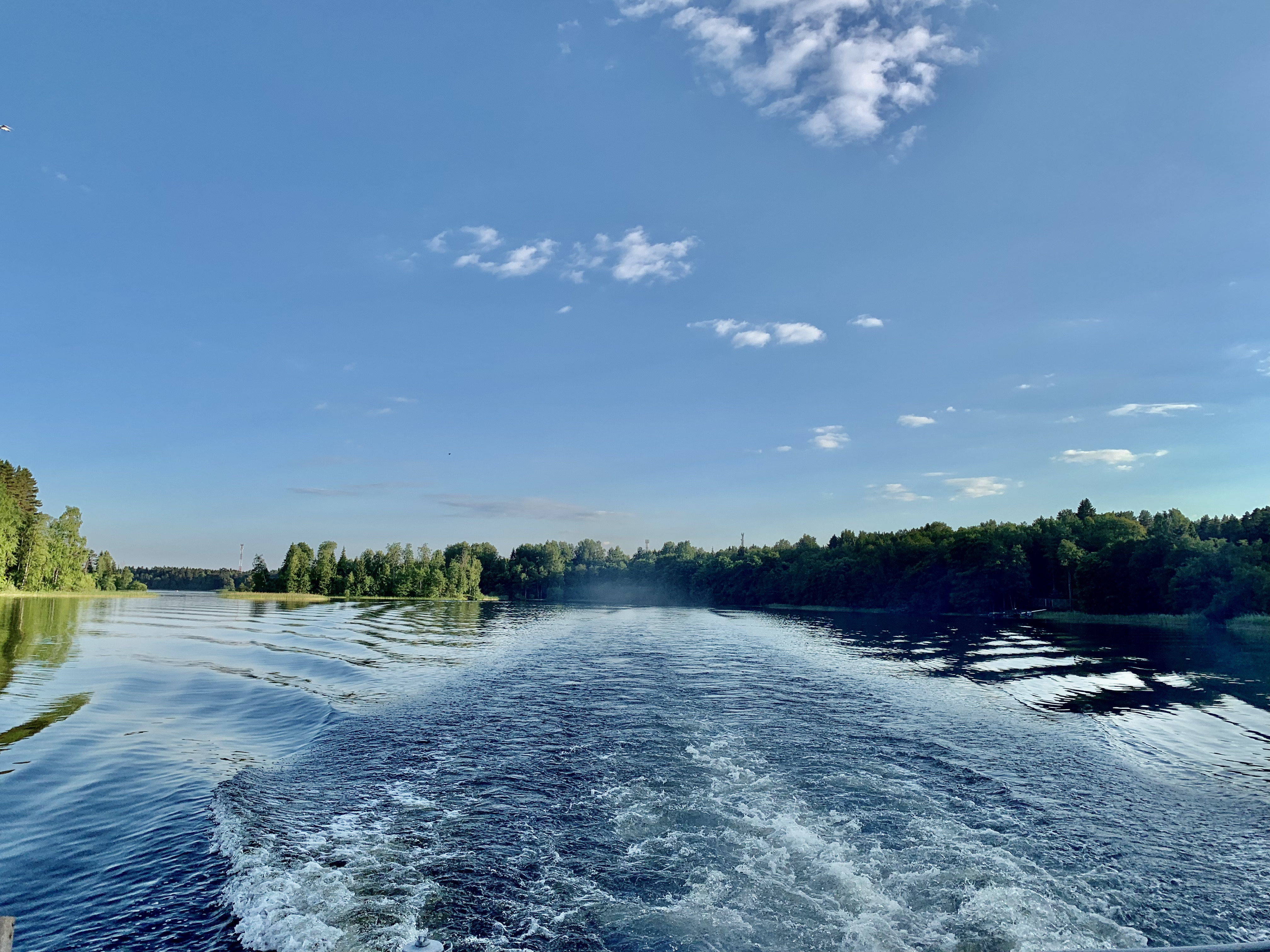 Озеро Селигер попало в ТОП-10 популярных мест для отдыха этим летом – Tverlife.ru