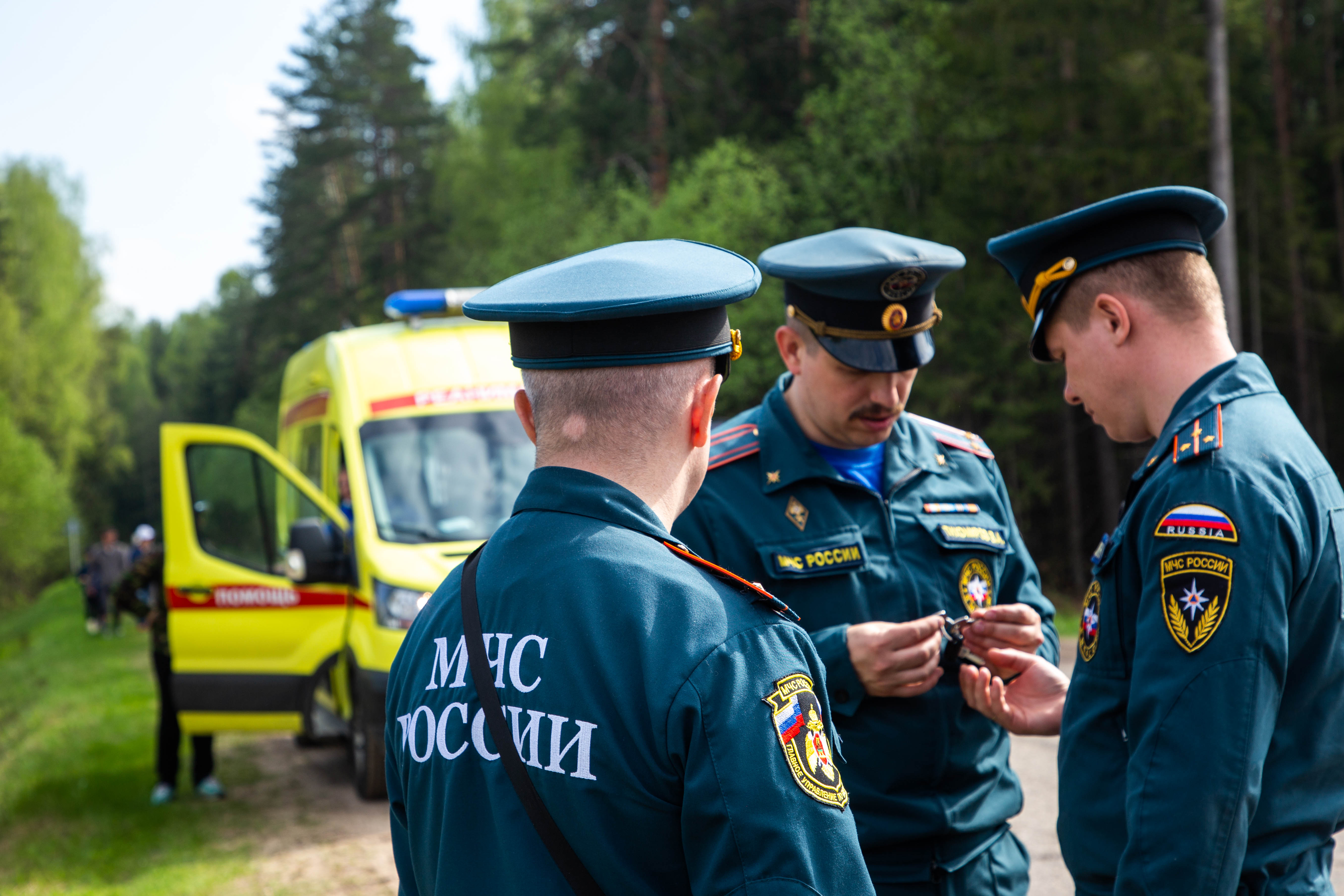 В Тверской области очевидцы вытащили из воды тело человека В Тверской области очевидцы вытащили из воды тело человека