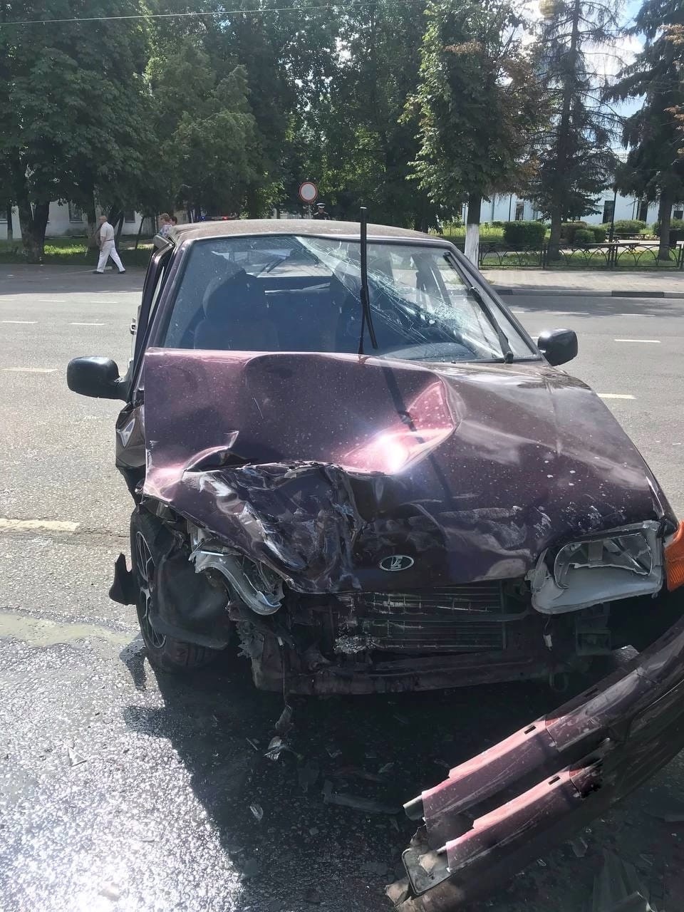 Трех человек доставили в больницу после ДТП в Твери