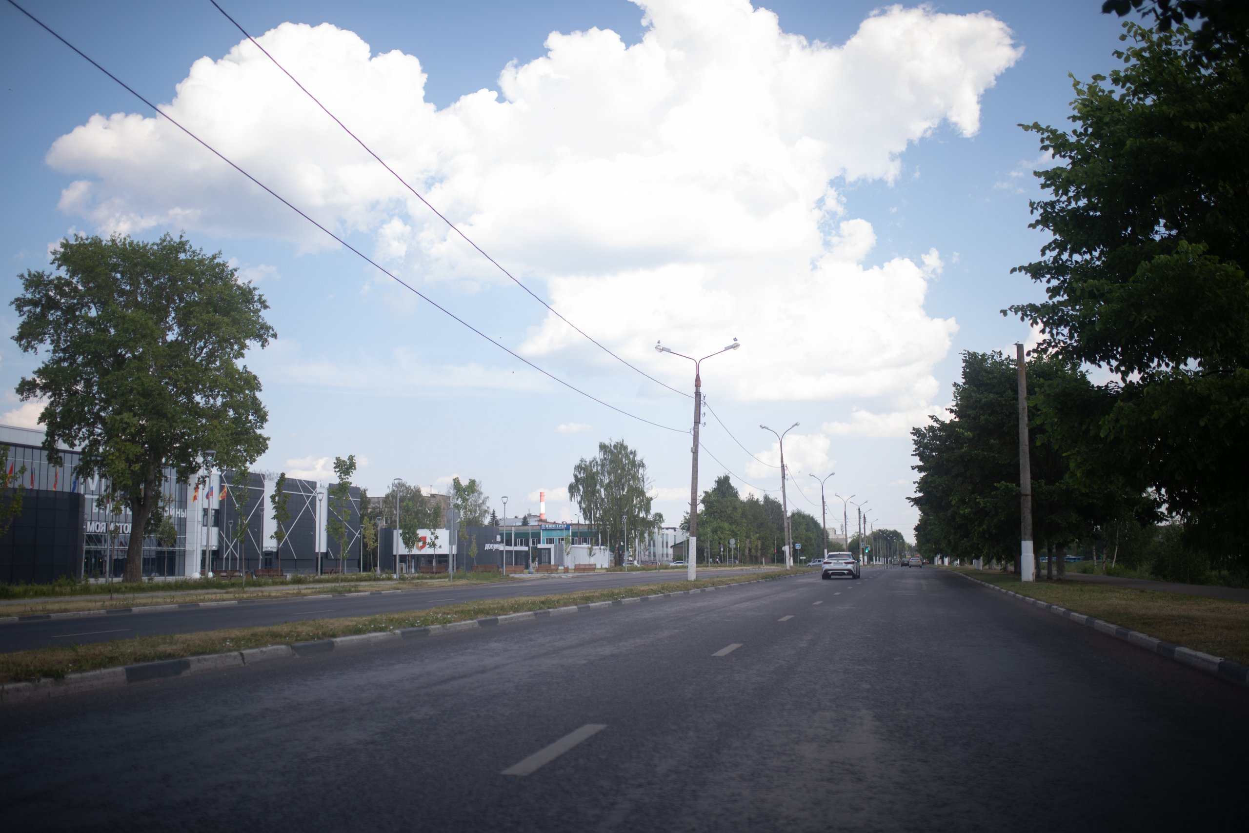 Новые улицы старого города: Большой фоторепортаж о ремонте дорог в Твери