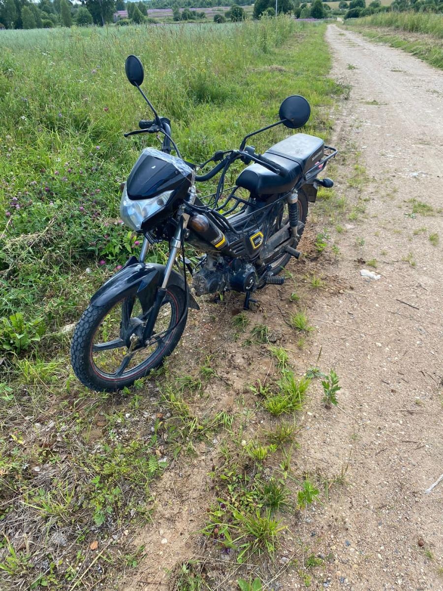 57-летнего велосипедиста сбили на дороге в Тверской области