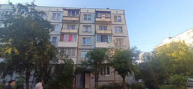 В Твери двухлетняя девочка упала с третьего этажа В Твери двухлетняя девочка упала с третьего этажа