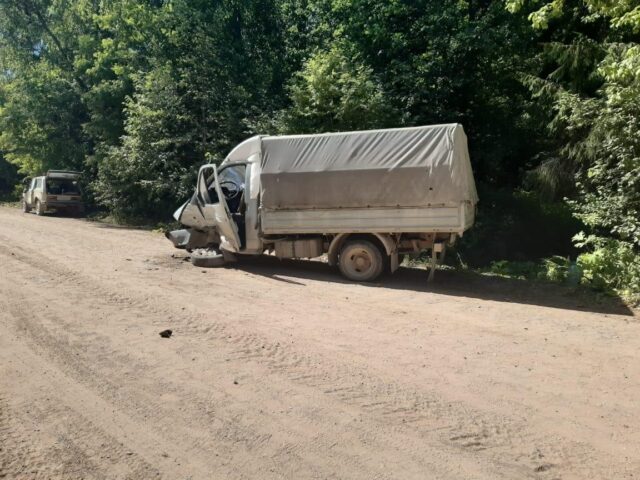 Три человека получили травмы в ДТП с Газелью в Тверской области