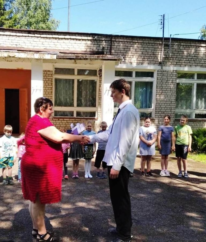 В Андреапольском муниципальном округе школу окончил один человек