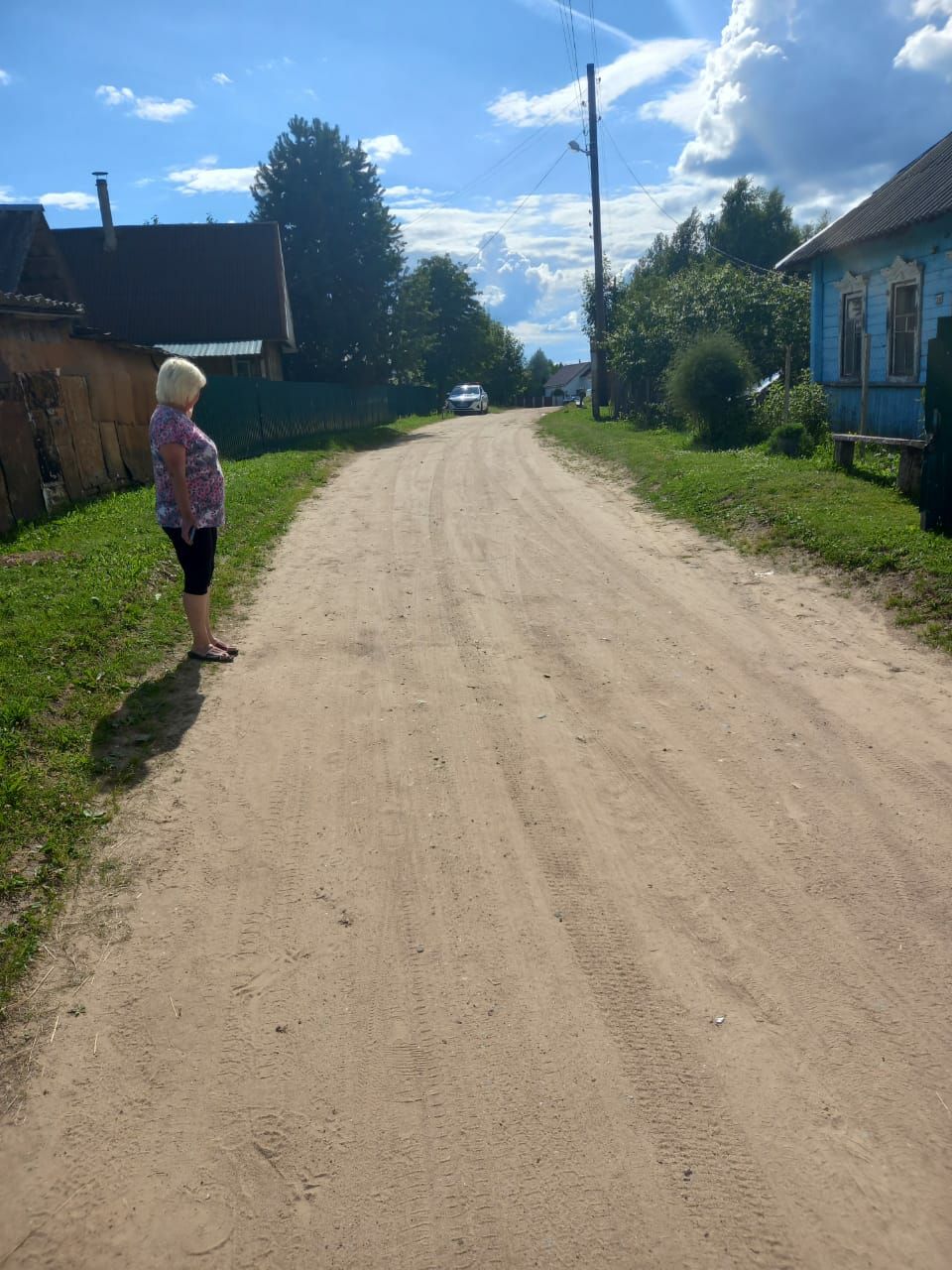 В Тверской области 14-летний велосипедист упал на автомобиль