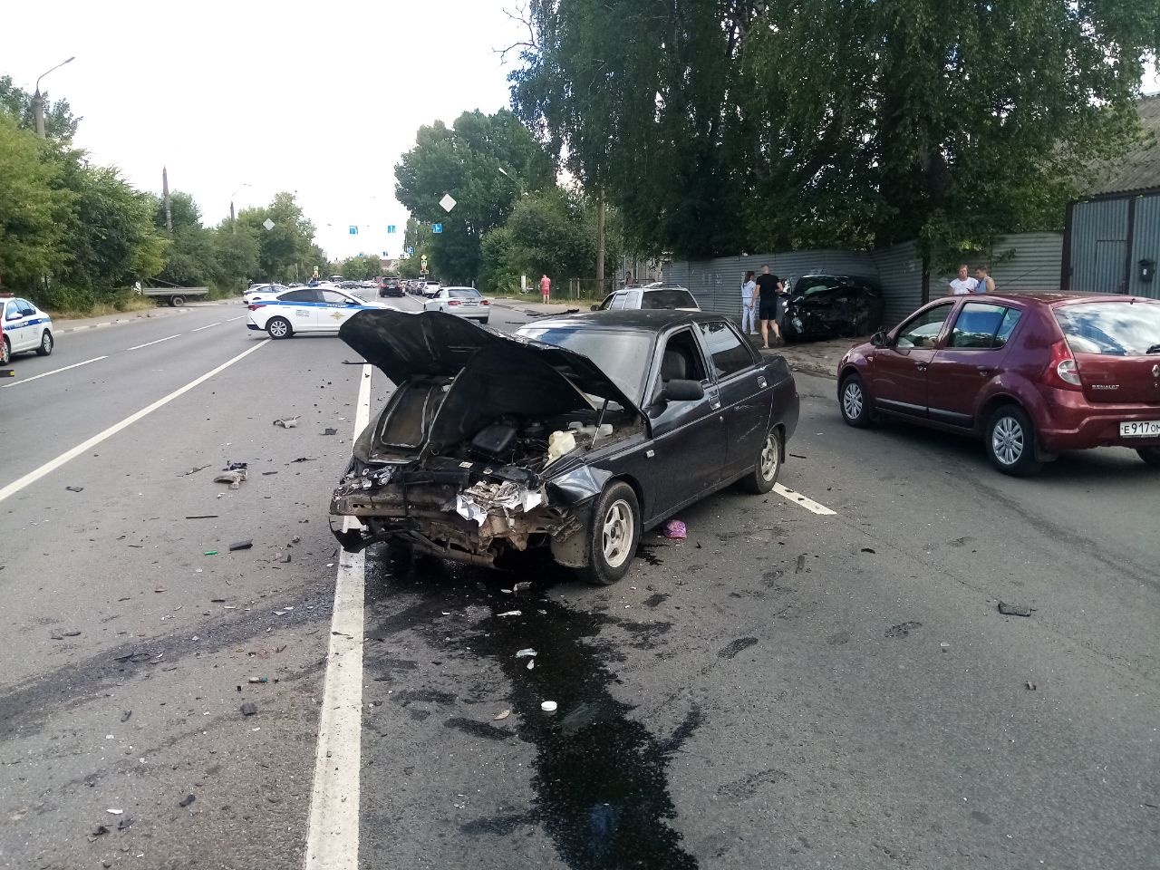 Три человека получили травмы в массовом ДТП в Твери