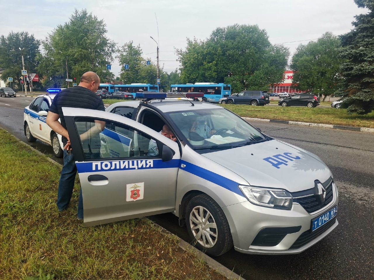 Тверские сотрудники ГИБДД проверяли любителей выезжать на встречную полосу