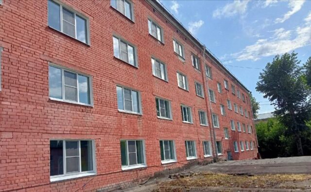 По поручению губернатора Игоря Рудени в общежитии Тверского технологического колледжа заменены окна По поручению губернатора Игоря Рудени в общежитии Тверского технологического колледжа заменены окна
