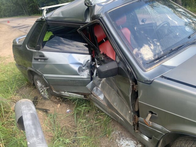 При столкновении автомобиля с препятствием в Тверской области получил травмы пассажир При столкновении автомобиля с препятствием в Тверской области получил травмы пассажир