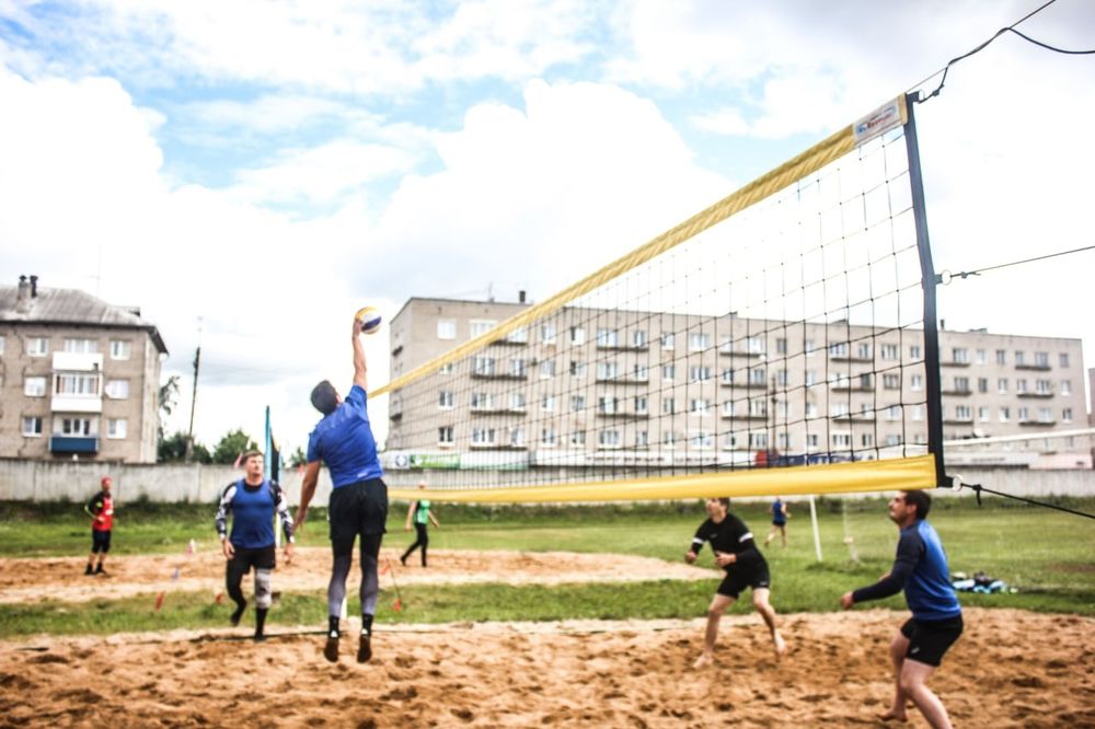 В городе Бологое прошёл турнир по пляжному волейболу
