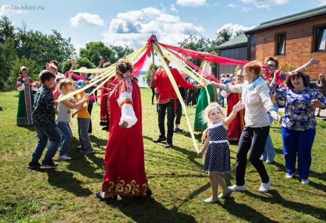 В Тверской области в выходные пройдут фестивали и праздники В Тверской области в выходные пройдут фестивали и праздники