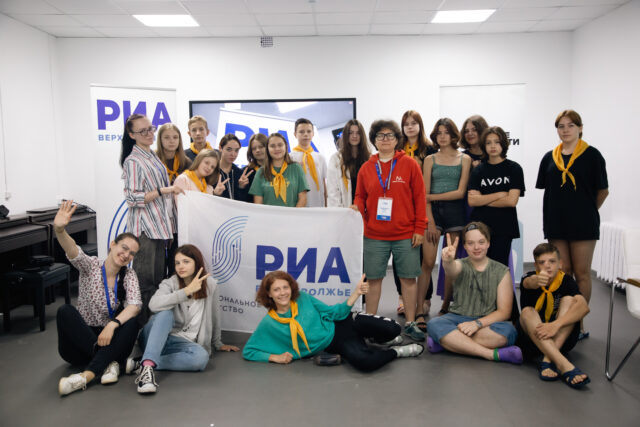 Интенсив от РИА: В Вышнем Волочке в детском оздоровительном лагере «Чайка» подвели итоги работы Сотрудники РИА Верхневолжье провели интенсив для юнкоров из Тверской области