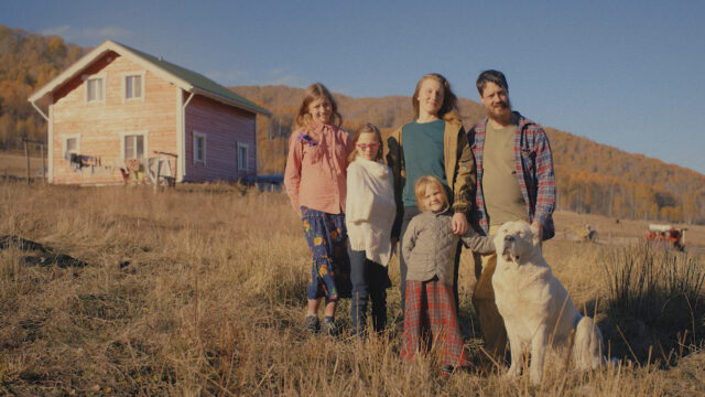 Жители Твери увидят в сериале «Земля больших возможностей» героя интернет-мема Джастаса Уолкера