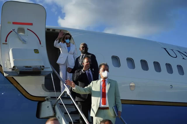 Пелоси раздора: почему Корея оказала холодный прием американской чиновнице Пелоси раздора: почему Корея оказала холодный прием американской чиновнице