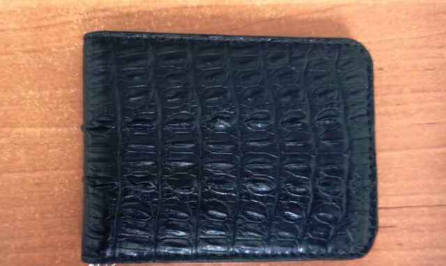 Полицейские раскрыли кражу кошелька в Тверской области