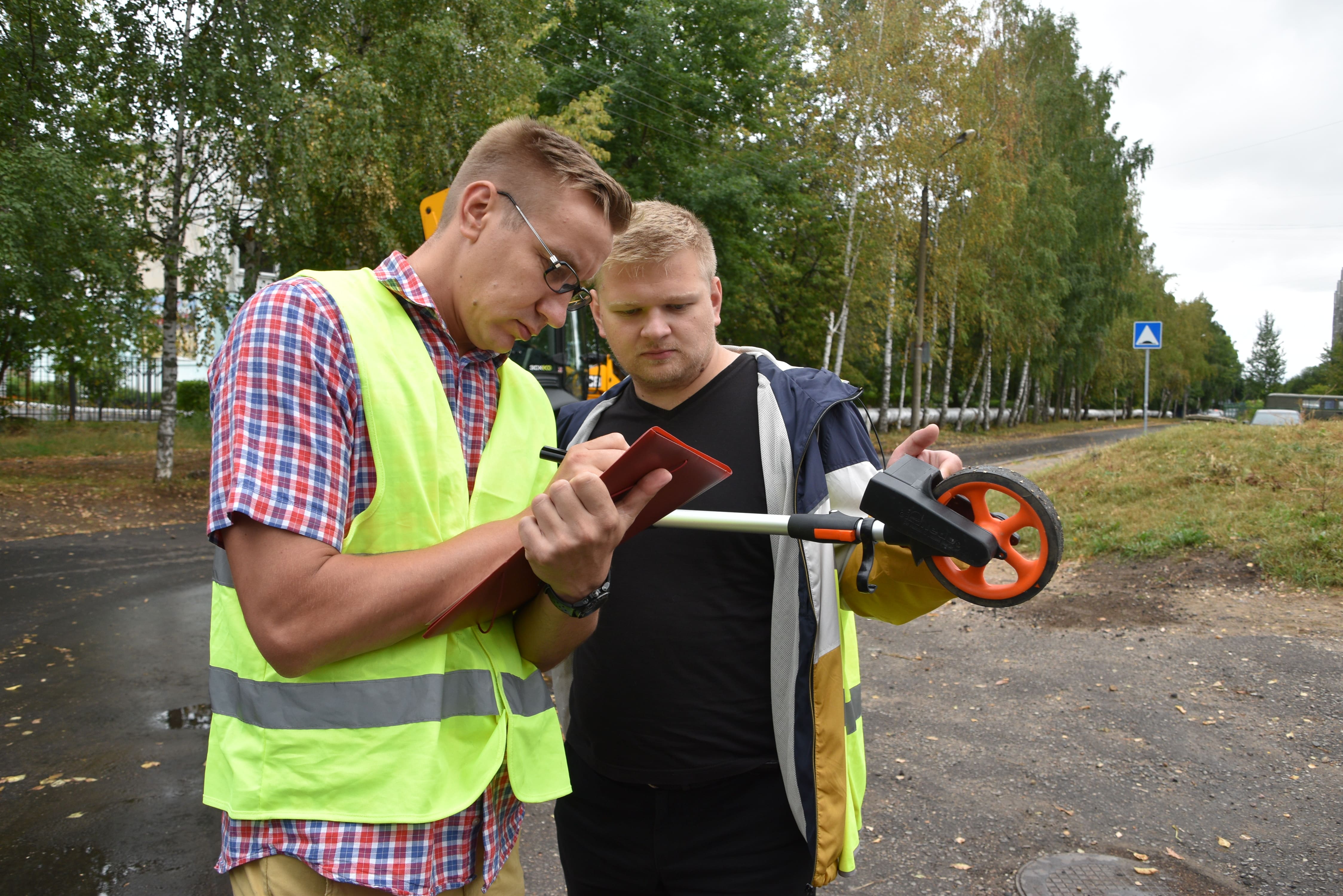В Твери проверяют качество отремонтированных дорог