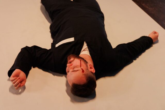 Актеры Тверского ТЮЗа сыграют в новом сезоне спектакль "Митина любовь" Актеры Тверского ТЮЗа сыграют в новом сезоне спектакль "Митина любовь"