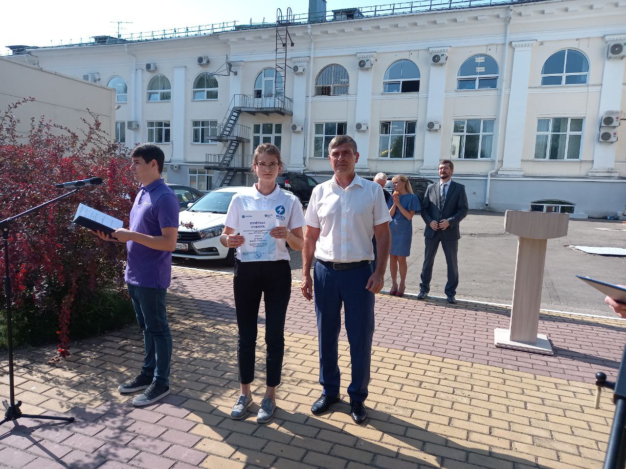 В Тверьэнерго завершили восьмой трудовой сезон студенческих энергетических отрядов