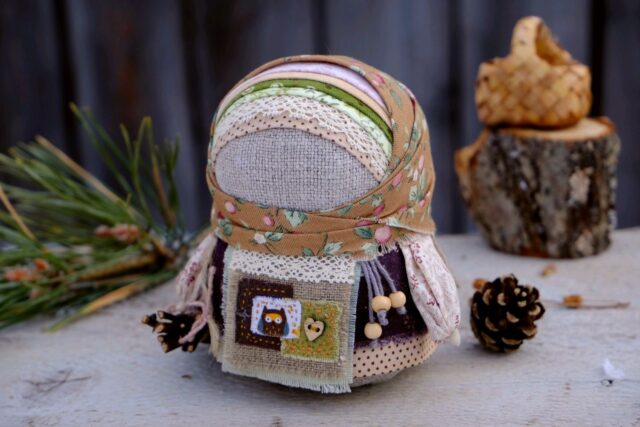 Накануне Хлебного Спаса в Твери смастерят народную куклу Накануне Хлебного Спаса в Твери смастерят народную куклу