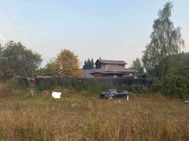 В страшном ДТП в Тверской области погиб водитель В страшном ДТП в Тверской области погиб водитель