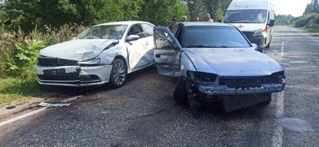 В Тверской области молодой водитель не справился с управлением и устроил ДТП