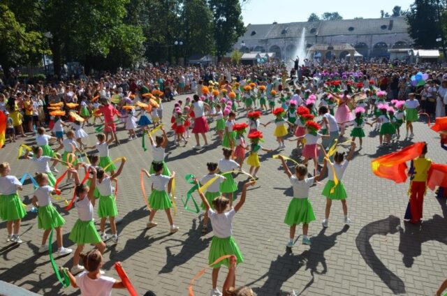 В Вышнем Волочке масштабно отпраздновали День округа
