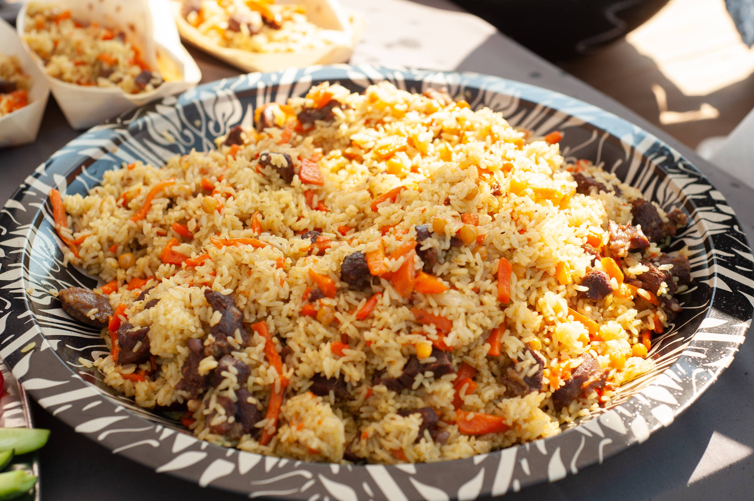 «Лаваш 2.0»: В Твери отметили завершение лета с музыкой и шавармой «Лаваш 2.0»: В Твери отметили завершение лета с музыкой и шавармой