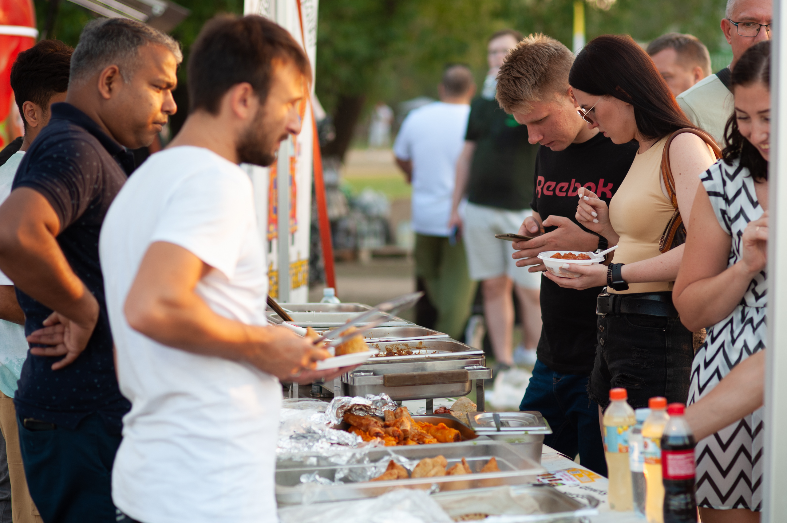 «Лаваш 2.0»: В Твери отметили завершение лета с музыкой и шавармой «Лаваш 2.0»: В Твери отметили завершение лета с музыкой и шавармой