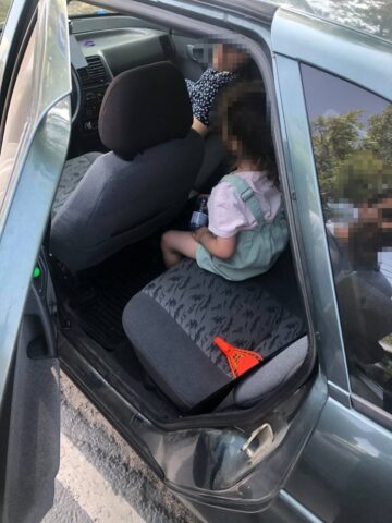 Тверские инспекторы проверили, как водители перевозят в машинах маленьких детей