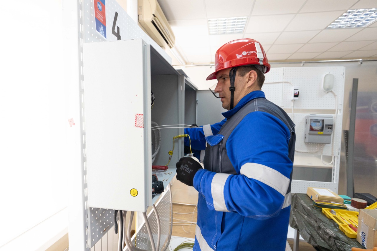 Представители «Россети Центр» вошли в тройку лидеров в корпоративном чемпионате «Молодые профессионалы»