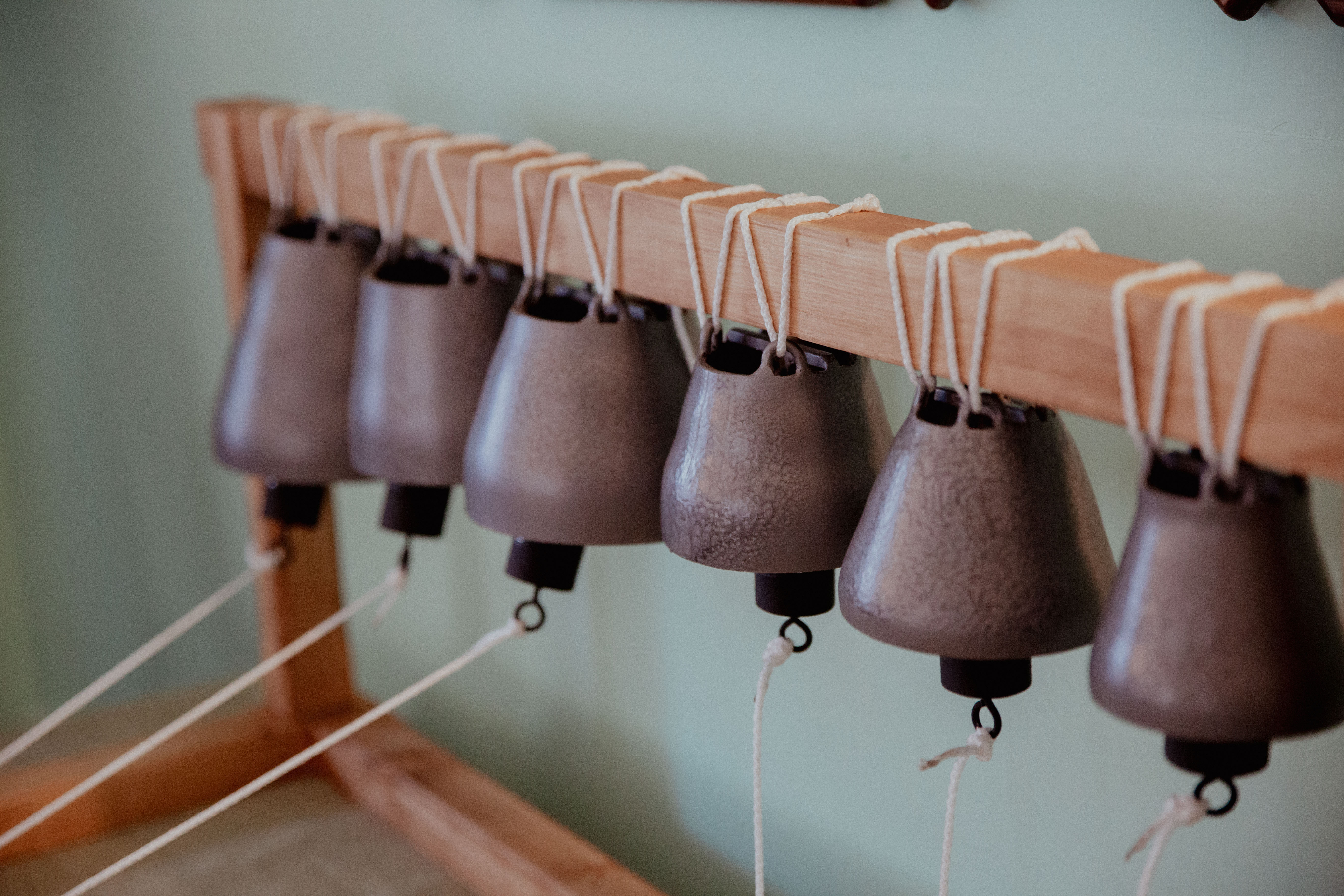 Изучать историю руками: Как в новом музее в Твери сочетаются древние костюмы и очки виртуальной реальности